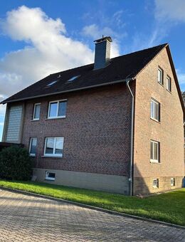 Ihr neues IMMOBILIEN QUARTIER: Gut vermietetes 2-Familienhaus mit Baugrundstück & PV-Anlage - Beckedorf