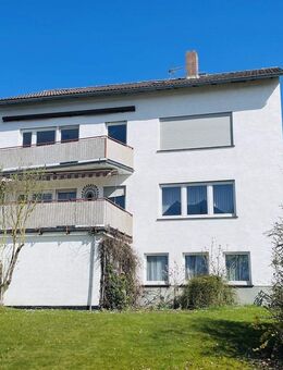 Großzügiges 2-3 Familienhaus mit tollem Platzangebot in Hofgeismar-Schöneberg - Hofgeismar