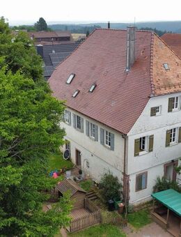 Großzügiges Wohnen in besonderem Anwesen mit Charakter! - Seewald