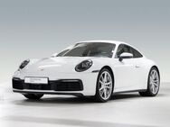 Porsche 992, 911 Carrera Sport Chrono Paket, Jahr 2023 - Stuttgart