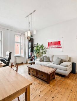 Altbauflair, Südausrichtung und Top-Lage. Vermietete Eigentumswohnung im hippen Friedrichshain! - Berlin