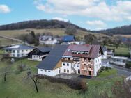 Großzügiges Bauernhaus mit viel Platz und weiterer Ausbaureserve - Stühlingen