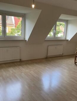 Gut aufgeteilte und helle 3-Zimmerwohnung - Pilotystraße - 4. OG - Einbauküche - Nürnberg