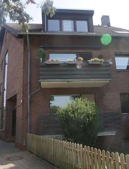 2 Wohnungen mit insgesamt ca. 130 m² mit eigenem Gartenanteil - Ideal für die Familie - Neukirchen-Vluyn