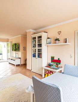 MANNELLA *Eigennutzung oder Kapitalanlage? 3-Zimmerwohnung mit Einbauküche im grünen Bonn Heiderhof* - Bonn