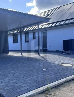 MODERN NEU MIT GARTEN UND PV ANLAGE - Selsingen