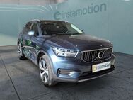 Volvo XC40, Inscription Expression Recharge Plug-In Hybr, Jahr 2021 - München