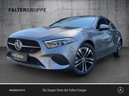 Mercedes A 200, PROGRESSIVE LENKHZ SPUR DIGITA, Jahr 2023 - Wiesloch