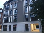 Renovierte 2-Zimmer-Wohnung mit Wohnküche, Dachterrasse und Aufzug - Hamburg
