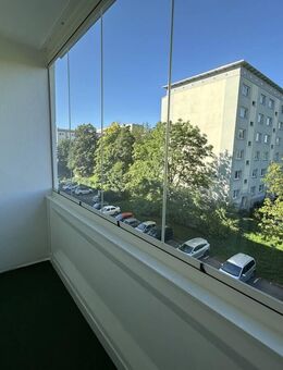 Attraktive 3-Raum-Wohnung mit Balkon in Chemnitz-Morgenleithe - für Kapitalanleger & Eigennutzer - Chemnitz