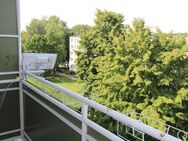 Tolle 3 Zimmer Wohnung mit Balkon, renoviert, leer, gute Energieklasse, Kapitalanlage/Eigennutzung - Stralsund