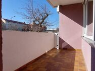 Helle 3 Zimmer mit Balkon und Aussenstellplatz - Nürnberg