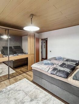 Großes Ein- bis Zweifamilienhaus in beliebter Lage von Recke-Steinbeck - Recke