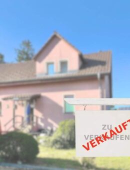 Verkauft - Zweifamilienhaus auf großzügigem Grundstück in guter Lage - Lottstetten