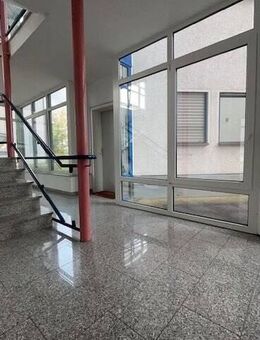 Große, geräumige Eigentumswohnung, Stadtlage, Sofort Frei, 2 TG.- Stellplätze ! - Limburg (Lahn)