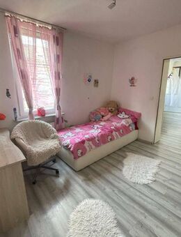 KAPITALANLAGE: Kernsanierte, vermietete 4-Zimmer-Wohnung in Gostenhof zu verkaufen - Nürnberg