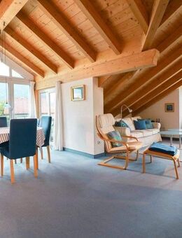 *reserviert* 3 Zimmer Dachgeschoßwohnung mit Weitblick - Bernau (Chiemsee)