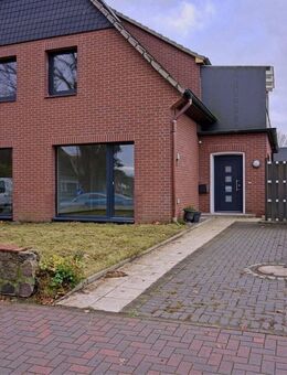 Trittau - Traumhafte sanierte 4 Zimmer EG Wohnung in Sackgassenlage zu vermieten - Trittau