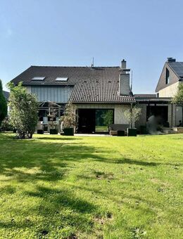 +++Angebotsverfahren+++ Grossszügiges Familienhaus in Neuss-Rosellerheide ! - Neuss