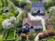 Luxuriöses Gestüt mit Erweiterungsmöglichkeiten auf einem Hochplateau in Lindlar, 30min nach Köln - Lindlar