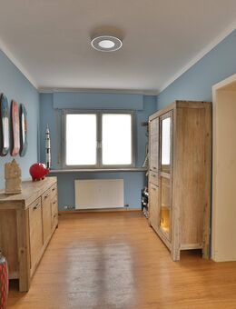 Preis reduziert! Gepflegte 3ZKB-Wohnung mit Terrasse und kleinem Garten, Garage und Stellplatz - Gau-Algesheim