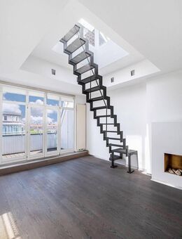 Sonnige Aussichten: 3-Zimmer-Dachgeschosswohnung mit Weitblick - Berlin