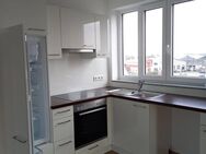 Moderne Maisonette-Wohnung mit Balkon - Henstedt-Ulzburg