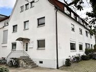 Top Kapitalanlage in Freiburg Mooswald, 6 Zimmer im DG - Modernisiert & voll vermietet WG - Freiburg (Breisgau)