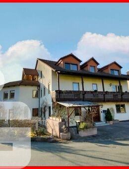 Bad Windsheim - leerstehendes Mehrfamilienwohnhaus mit Entwicklungspotenzial - Bad Windsheim