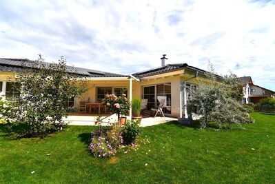 Hier spielt die Musik... schicke moderne Bungalow-Wohnebene in Top-Ausstattung!