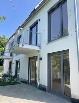 2 Zimmer Neubau - Wohnung im EG mit Terrasse - Stadtvilla - Landshut