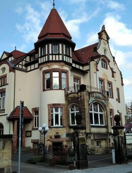 Schicke 2 Zimmerwohnung im Dachgeschoß in historischer Villa am Wasaplatz - Dresden