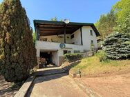 Einfamilienhaus in Alleinlage mit traumhaftem Naturgrundstück in Bexbach - Bexbach