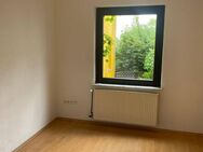 Günstige Etagenwohnung in Wesernähe - Bremen