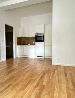Charmante 2-Zimmer-Wohnung - Erstbezug mit EBK und historischem Flair - Halle (Saale)