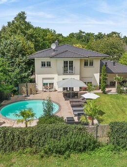 Luxus trifft Lebensqualität – Repräsentatives Anwesen mit großzügigem Grundstück in Altenwalde - Cuxhaven