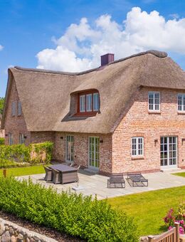 Modernes Ferienhaus unter Reet - Oldsum
