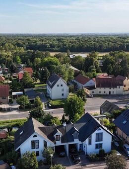 Ein Platz zum Ankommen - großzügige Doppelhaushälfte mit Traumgarten - Schkopau
