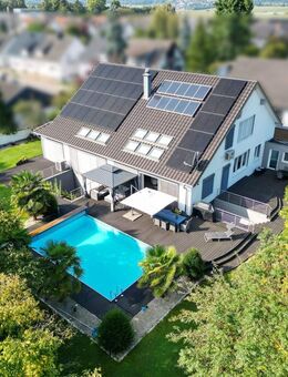 Exklusive Villa mit anspruchsvoller Architektur Einliegerwohnung und Pool in begehrter Lage - Saarlouis