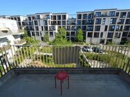 Neuwertige Komf.-3-Zi.-DG-Whg. mit Einbaukü. u. Südbalkon im inneren Westen von Rgbg./Dörnberg - Regensburg