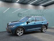 VW Tiguan, 2.0 TDI R-Line, Jahr 2022 - München