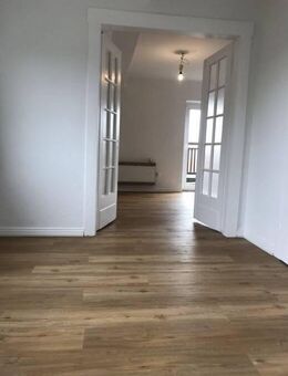 Tolle 3-Zimmer-Wohnung in der Nähe der Stader Innenstadt und des Bahnhofs - Stade (Hansestadt)