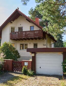 Einfamilienhaus für individuelles Wohnkonzept mit Kamin und Pool - Berlin