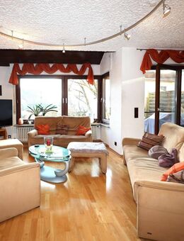 ***Ihre neues Zuhause in malerischer Wohnlage*** - Schorndorf (Baden-Württemberg)