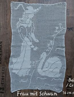 Tischdecke / Decke Handarbeit , Frau mit Schwan . - Hannover Buchholz-Kleefeld
