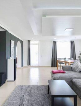 Saniertes Einfamilienhaus mit einer unverbaubaren Aussicht - Marienfels