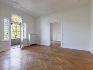 Traumhaft großzügige Stuckaltbauwohnung mit Balkon + zusätzlich eine 1 Zimmer Einliegerwohnung - Berlin