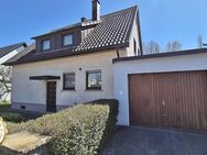 Die große Kirsche im Garten! Zweifamilienhaus in Sindelfingen - Sindelfingen