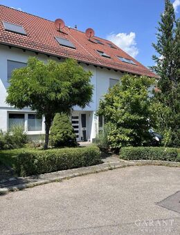 Schönes, familienfreundliches Reiheneckhaus im Grünen! - Stuttgart