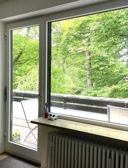 Geschmackvolle mobilierte 1-Raum-Wohnung mit luxuriöser Innenausstattung zur Nachmiete in Solln - München